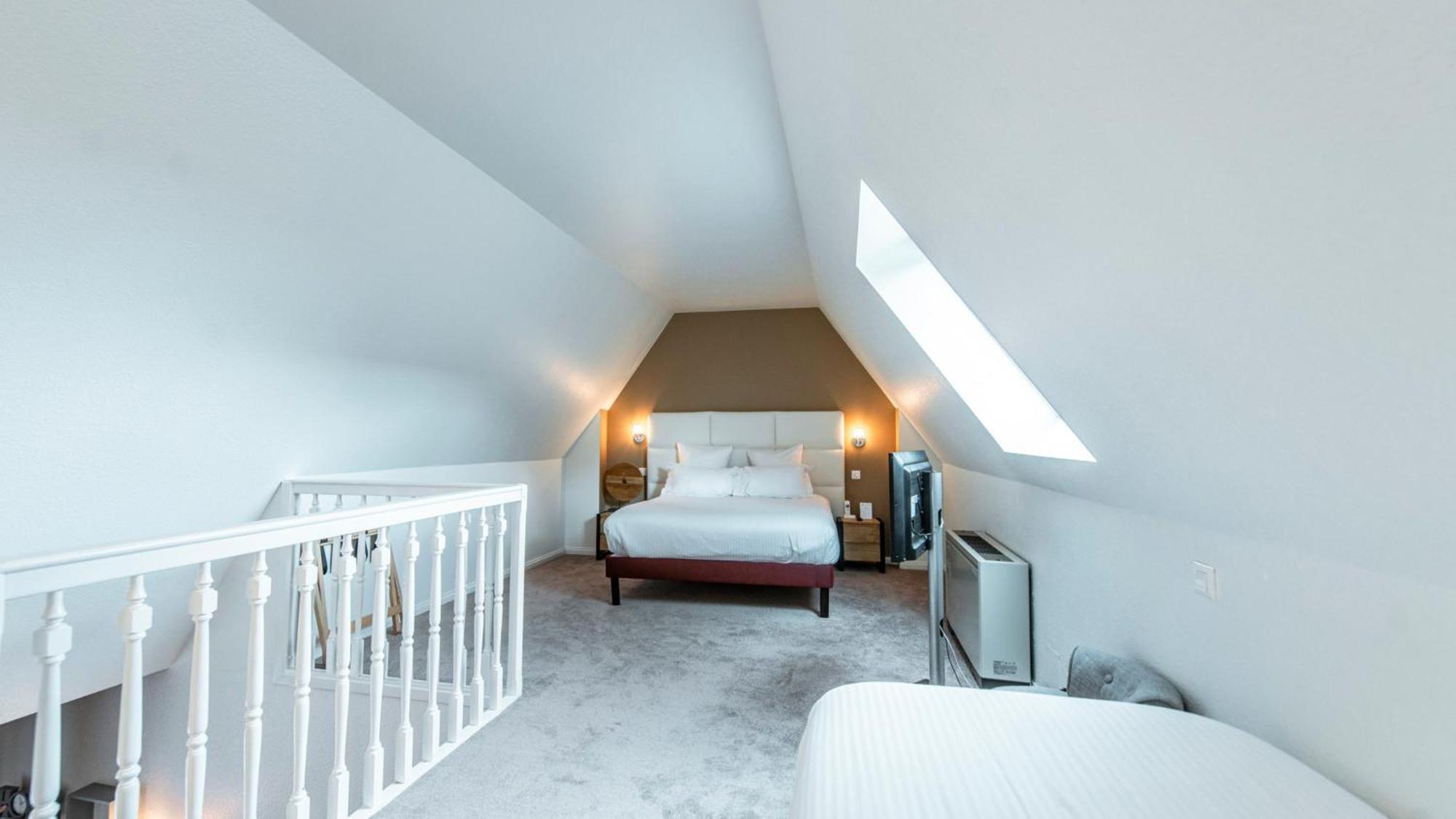 เบสต์ เวสเทิร์น โอ เชอวาล บล็อง มุลอูส นอร์ด Hotel Baldersheim ภายนอก รูปภาพ